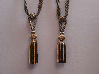 04 Pair Tassel Tie-Backs