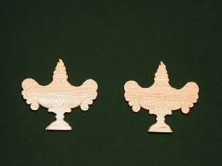 AP01 Grecian Urn Applique (Pair)