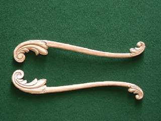 AP11 Long Feather Scroll Applique (Pair).