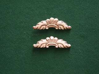AP08 Crescent Applique (Pair)