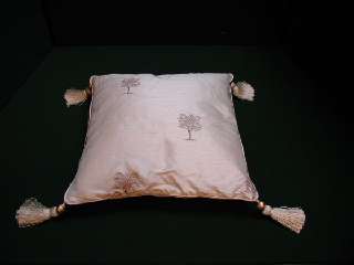 A26 Palm Tree Silk Cushion Ivory