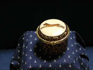 B11 Leopard Porcelain Trinket Box.